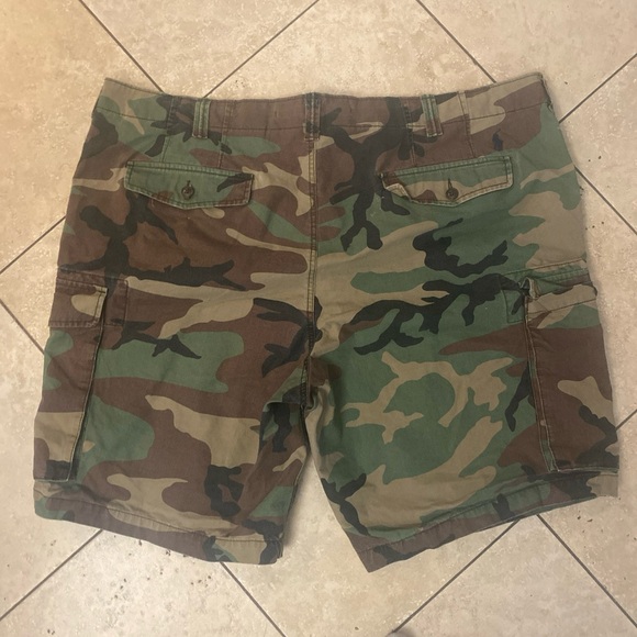 Men’s Ralph Lauren polo Camo shorts size 44B - Picture 6 of 8